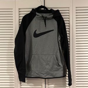 NIKE THERMA FIT SWEATSHIRT HOODIE. WORN ONCE!